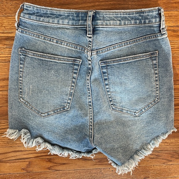 Free People Curvy High Waist Denim Shorts In light Blue wash 27 - Picture 4 of 9